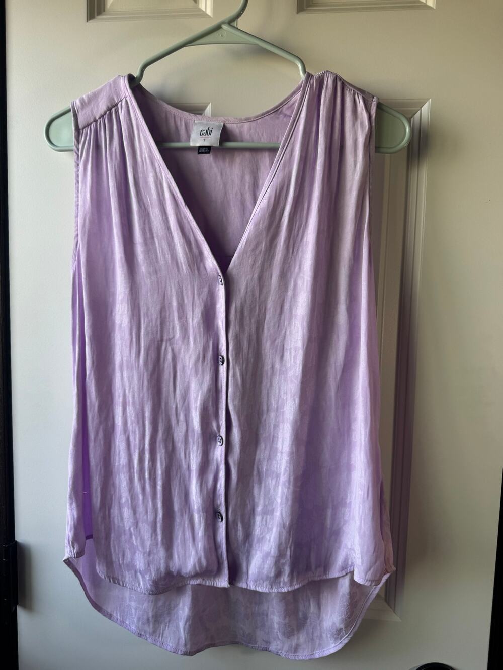 Cabi Purple Jacquard Sleeveless Button Blouse Size S